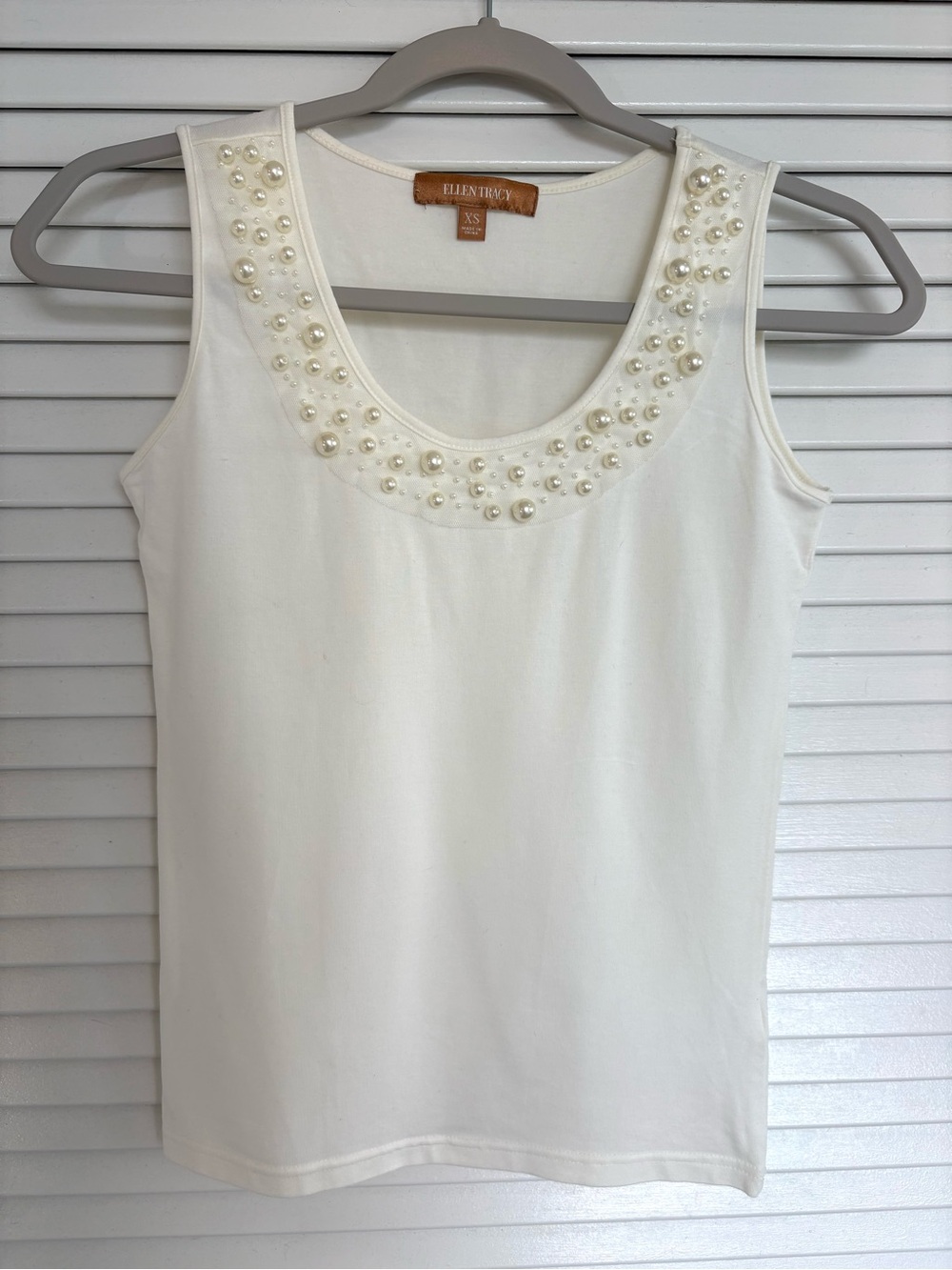 Ellen Tracy Embellished Pearl Tank Top Ivory XS Feminine Classic Sleeveless